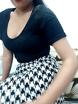 Triptii 0 online show from 12.19.25