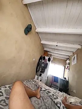 Snapshot of Alvarezz0202 chatting on 02.16.26 Alvarezz0202 online show from 02.16.26