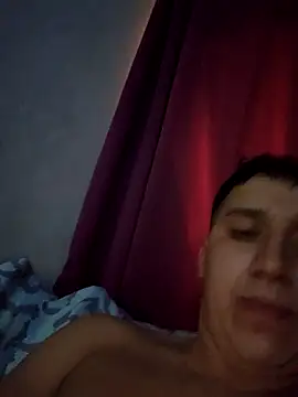 Alvarezz0202 online show from 04.24.26