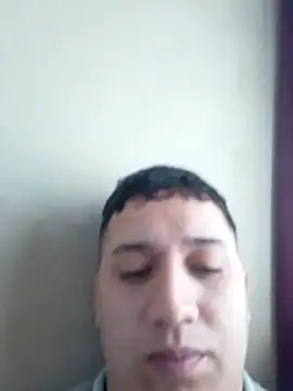 Snapshot of Alvarezz0202 chatting on 06.06.26 Alvarezz0202 online show from 06.06.26