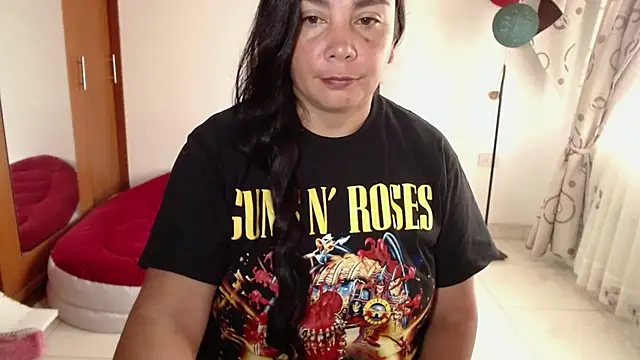 vivian-milf online show from 12.18.25