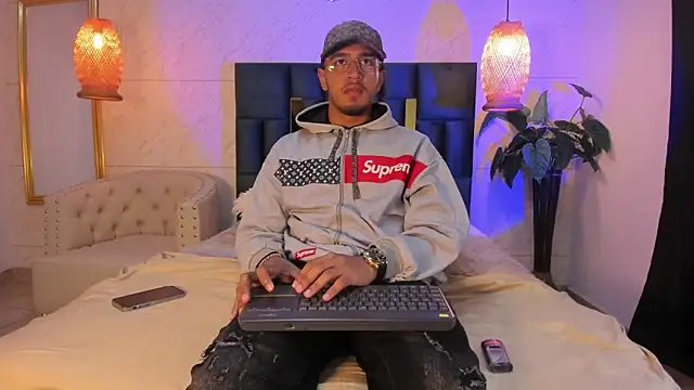 Brand Collins online show from 11.26.25