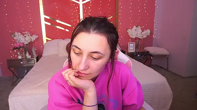 RoxieRay online show from 03.29.26