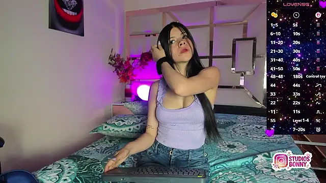 alexandra venuss online show from 02.07.26