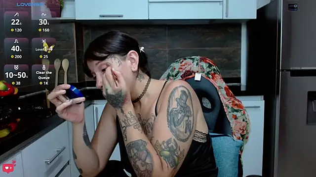 nora temptress online show from 02.17.26