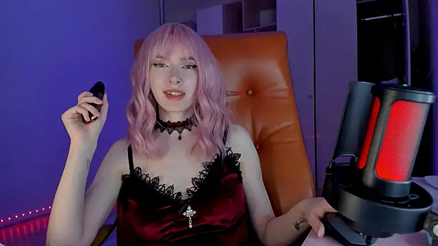 Snapshot of Mistress_Iris chatting on 05.03.26 Mistress Iris online show from 05.03.26