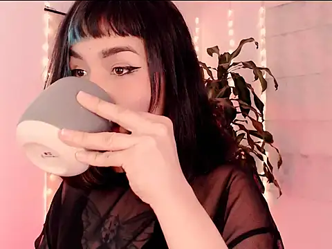 Snapshot of justmartina_ chatting on 03.04.26 justmartina online show from 03.04.26