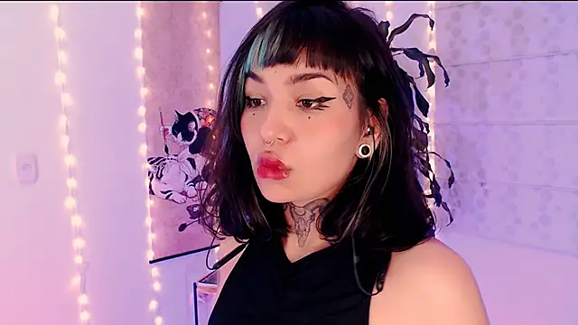 justmartina  online show from 03.19.26