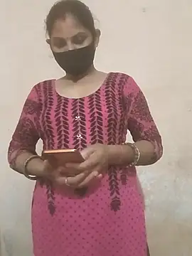 Pooja bhabhi00 online show from 11.29.25