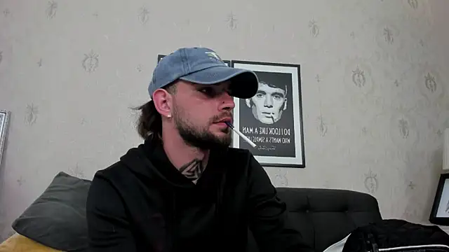 Snapshot of KaneHunter chatting on 05.12.26 KaneHunter online show from 05.12.26