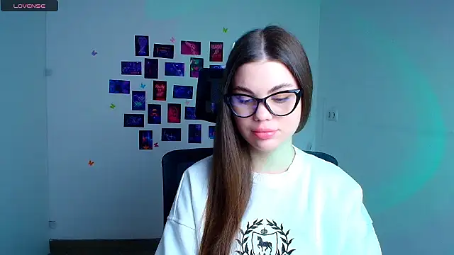 Violetta Brilliant online show from 01.06.26