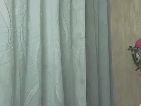 Apriil Sweett online show from 12.05.25