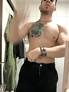 Snapshot of hazarcannn chatting on 02.25.26 hazarcannn online show from 02.25.26