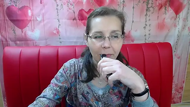 Snapshot of DaisyEdit chatting on 04.25.26 DaisyEdit online show from 04.25.26