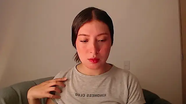 -Ivonny- online show from 12.20.25