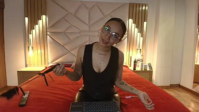 coraline vera online show from 02.09.26