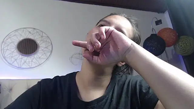 Snapshot of sharon_and_sharit chatting on 01.06.26 sharon and sharit online show from 01.06.26