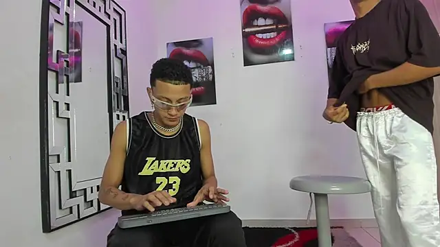 Snapshot of COUPLES_BOYS chatting on 12.02.25 COUPLES BOYS online show from 12.02.25