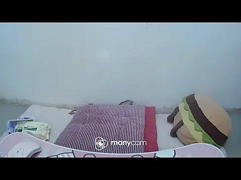 hottiemama69 online show from 12.15.25