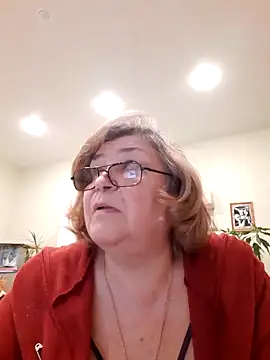 Snapshot of rekelme chatting on 02.24.25 rekelme online show from 02.24.25