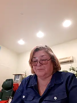 Snapshot of rekelme chatting on 02.26.25 rekelme online show from 02.26.25