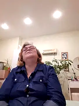 Snapshot of rekelme chatting on 02.26.25 rekelme online show from 02.26.25