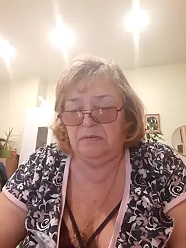 Snapshot of rekelme chatting on 03.18.25 rekelme online show from 03.18.25