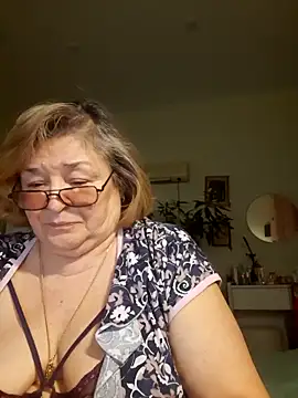 Snapshot of rekelme chatting on 03.22.25 rekelme online show from 03.22.25