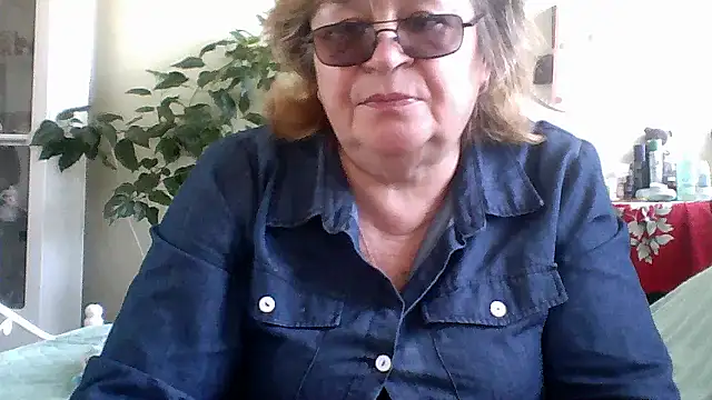 Snapshot of rekelme chatting on 03.23.25 rekelme online show from 03.23.25