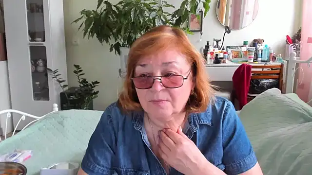 Snapshot of rekelme chatting on 10.04.25 rekelme online show from 10.04.25