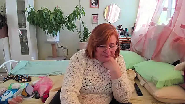 Snapshot of rekelme chatting on 10.20.25 rekelme online show from 10.20.25