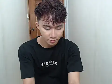 asiantwink0000 online show from 01.19.26