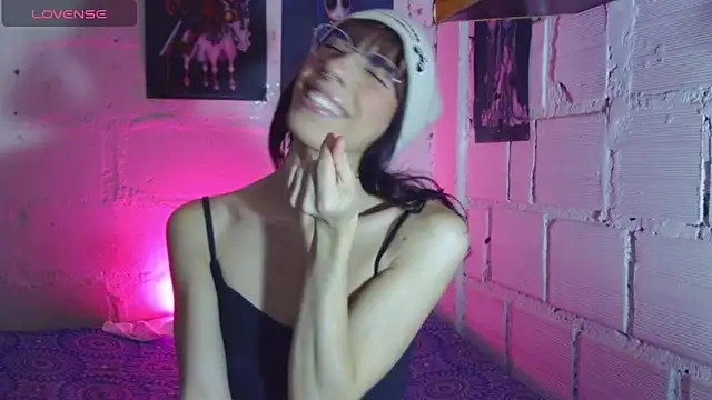 kattycat   online show from 12.05.25