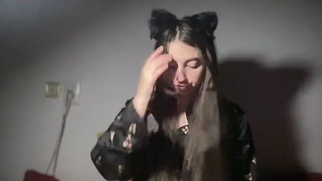 Snapshot of Aphr0ditee chatting on 01.13.26 Aphr0ditee online show from 01.13.26