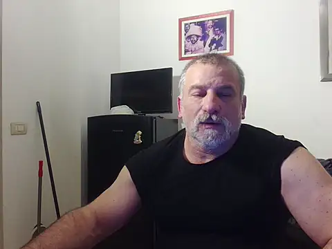 Snapshot of Mauro7788 chatting on 04.25.26 Mauro7788 online show from 04.25.26