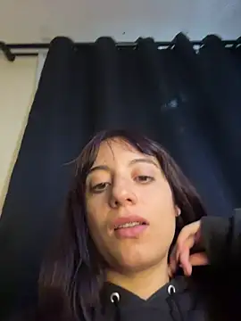 Snapshot of Mia_fiire chatting on 06.20.26 Mia fiire online show from 06.20.26
