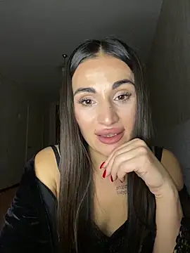 MonikaSi online show from 12.21.25