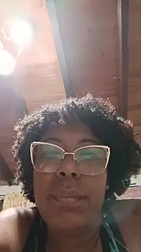 Snapshot of ChanneldelaCroix chatting on 02.20.26 ChanneldelaCroix online show from 02.20.26