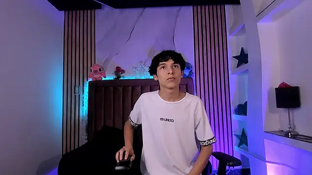 SthepanodiMonaco online show from 01.16.26