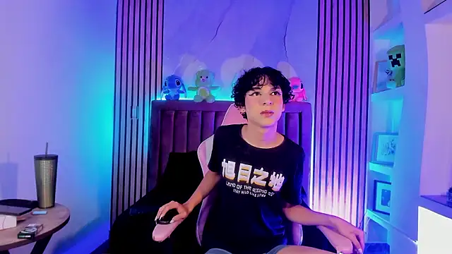 SthepanodiMonaco online show from 03.02.26