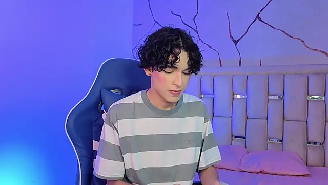 SthepanodiMonaco online show from 04.07.26