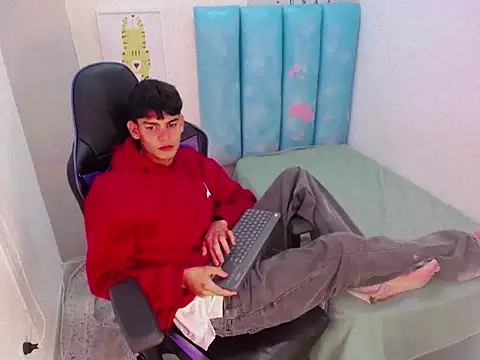 Lil babyyy  online show from 12.14.25