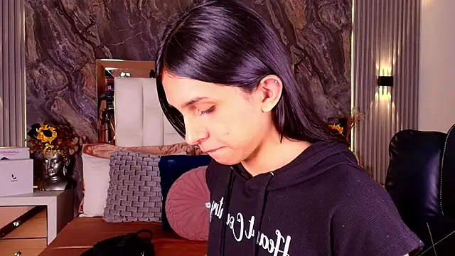 Caroline foster1 online show from 03.27.26