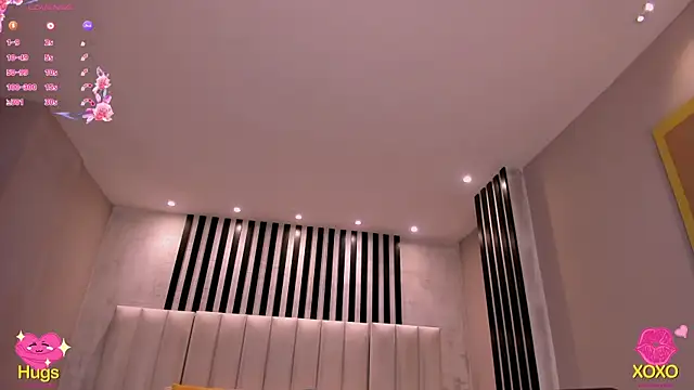 LisaFlowers  online show from 02.21.26