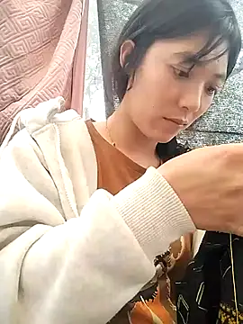 Snapshot of Alibabapi chatting on 02.17.26 Alibabapi online show from 02.17.26