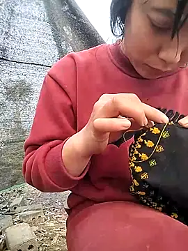 Snapshot of Alibabapi chatting on 02.27.26 Alibabapi online show from 02.27.26