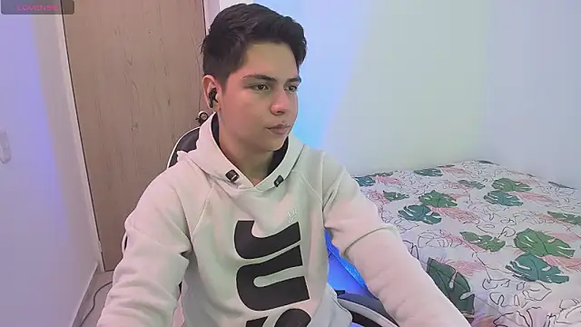 Snapshot of Asta_YunoXXX chatting on 02.15.26 Asta YunoXXX online show from 02.15.26