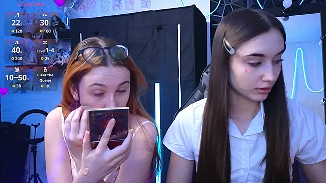 sunny luna online show from 02.20.26