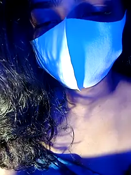 Snapshot of Fine_Touch chatting on 04.05.26 Fine Touch online show from 04.05.26