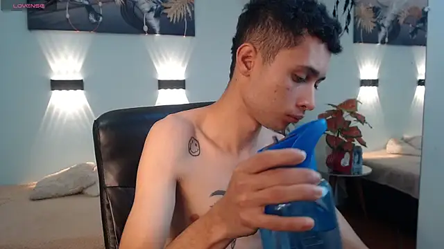 LucassSmith11 online show from 01.10.26